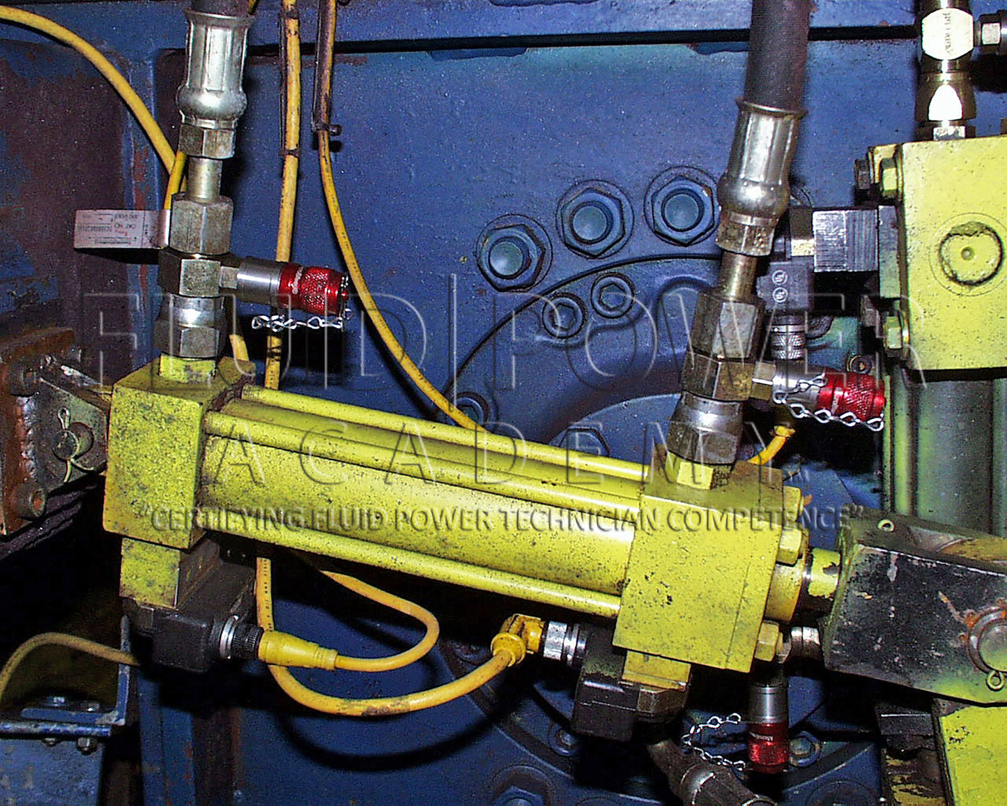(202000) Hydraulic Cylinders Bundle (11 images)